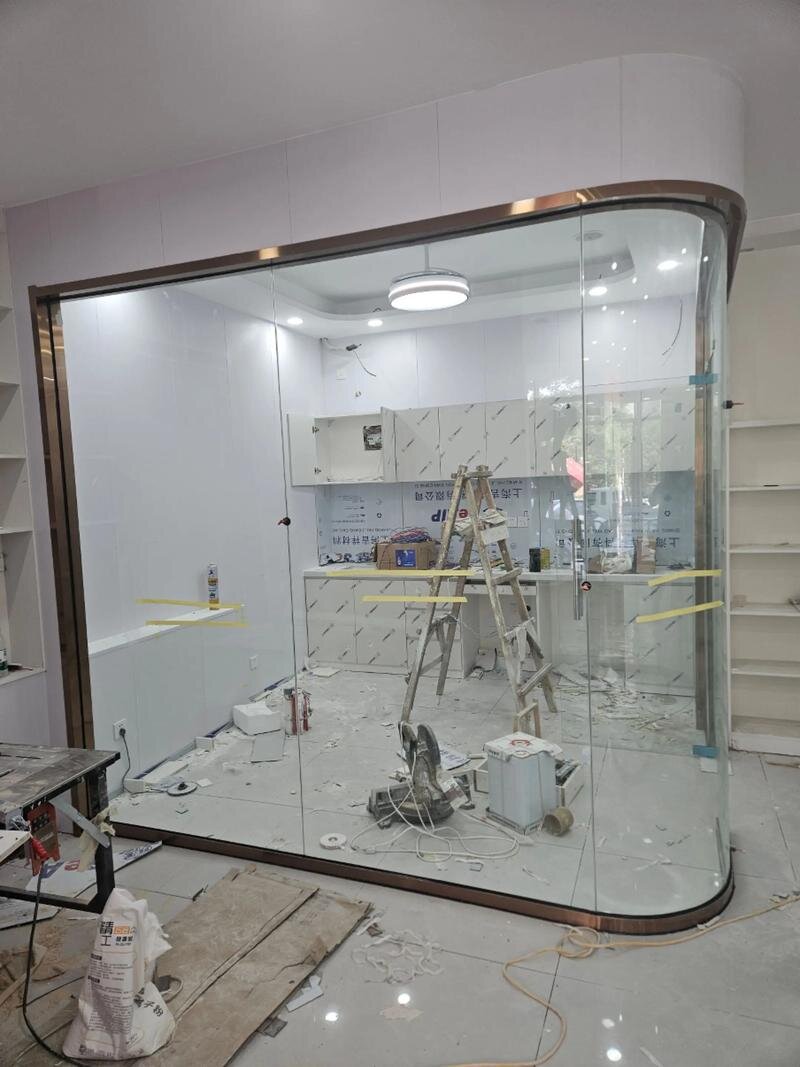 戚墅堰区热弯弧形玻璃异形展柜玻璃 - 价格